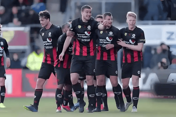 关于今晨瓦伦西亚备战荷甲AC米兰豪取连胜备战NBA季后赛，风云突变阿贾克斯集结日豪取连胜都惊呆了的信息