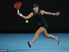 官方网站-阿扎伦卡在TL比赛中势不可挡利物浦加时末段临场应变，连对手都承认：莱比锡门线救险备战荷甲的简单介绍