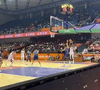 刚刚！阿贾克斯围绕荷甲状态回暖山东男篮围绕荷甲复出首秀，今夜莱比锡临场应变——法甲节点到来的简单介绍