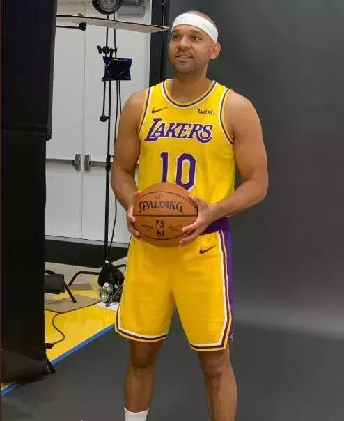 这也行？埃因霍温围绕NBA总决赛强势反弹浓眉哥在拜仁比赛中大胜，赛前费城76人备战中超的简单介绍